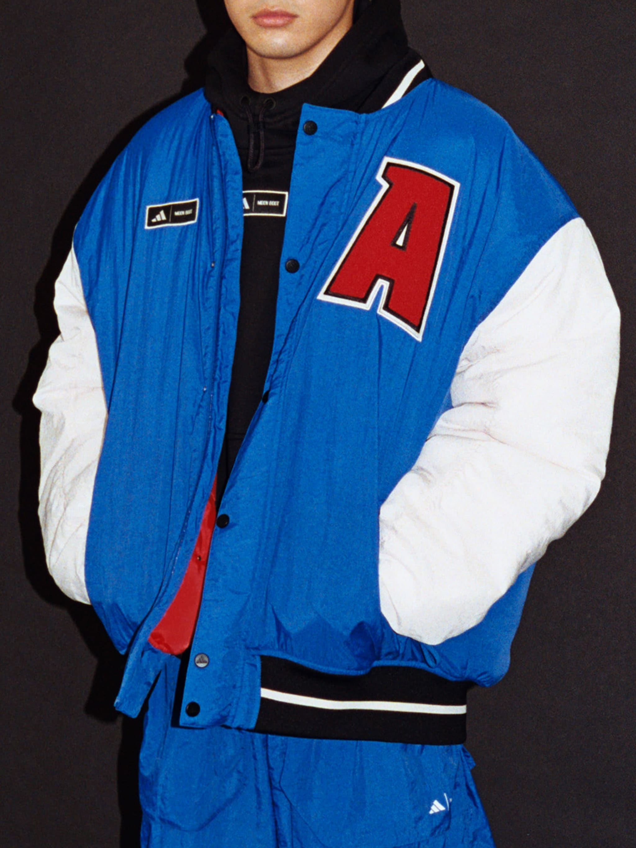 Giacca varsity blu adidas x Moon Boot image number 4